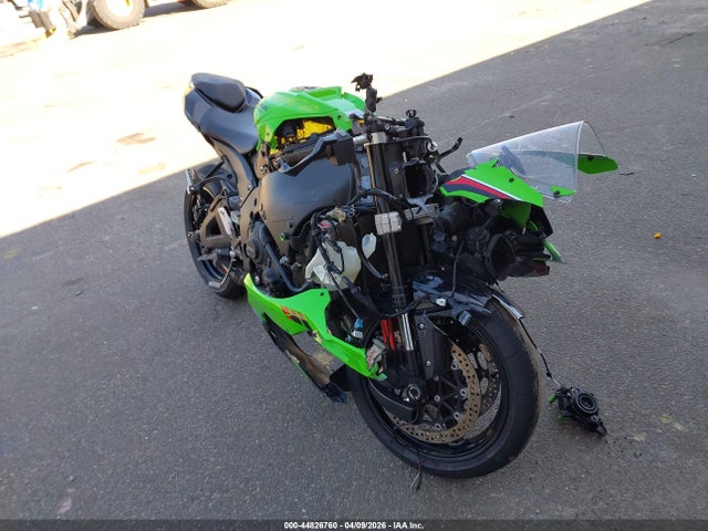 Salvage Kawasaki Zx1002 Image