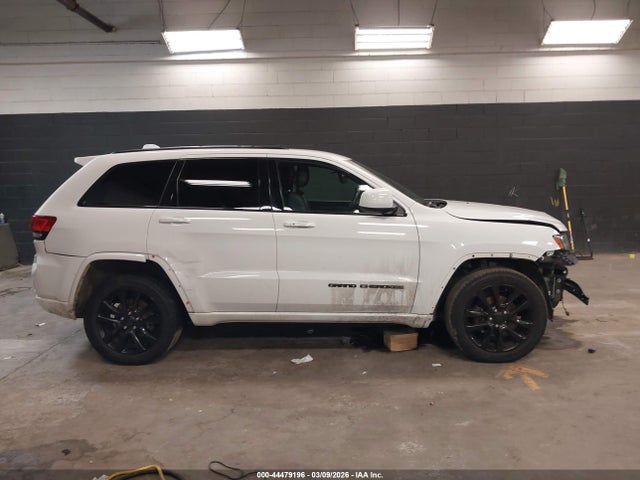 Jeep Grand Cherokee Altitude 4x4