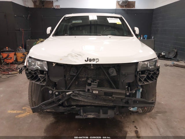 Jeep Grand Cherokee Altitude 4x4