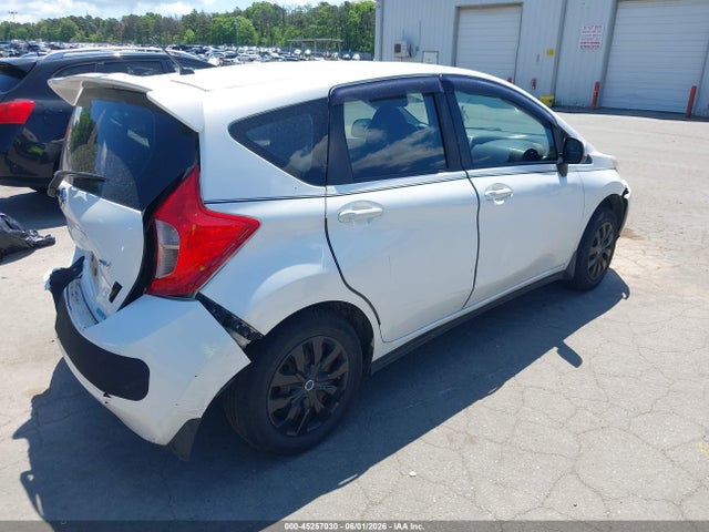 Nissan Versa Sv