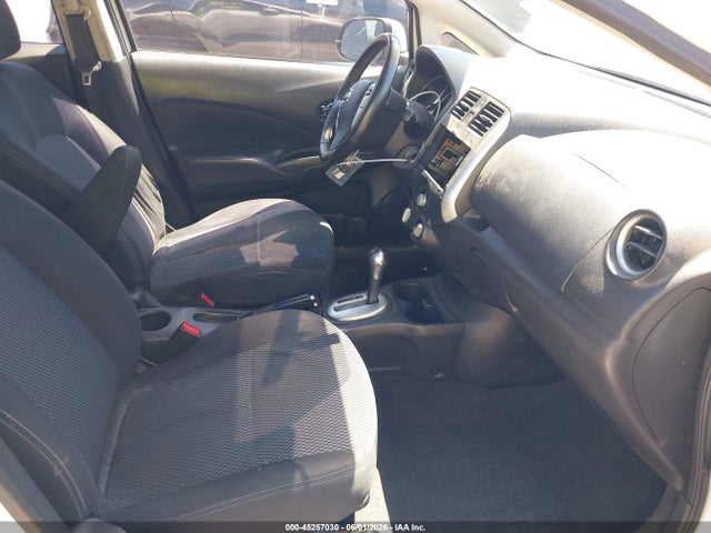 Nissan Versa Sv