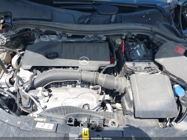 Mercedes-Benz GLA 4matic