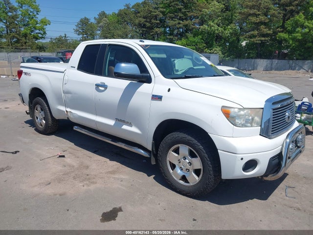Salvage Toyota Tundra Image