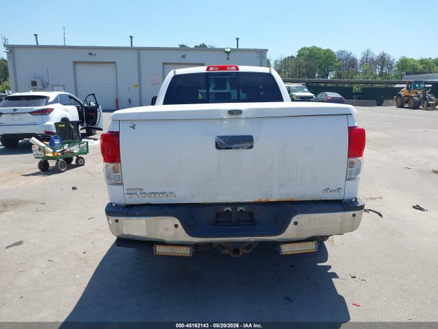 Toyota Tundra Limited 5.7l V8