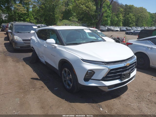 Salvage Chevrolet Blazer Image