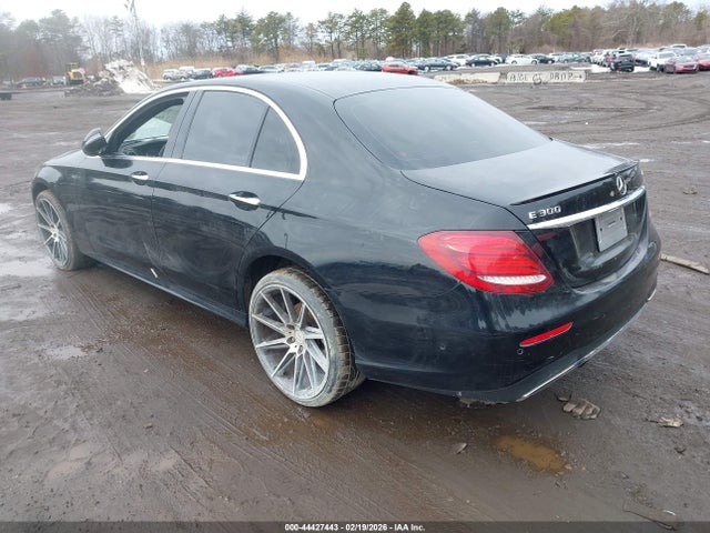 Mercedes-Benz E-Class 4matic