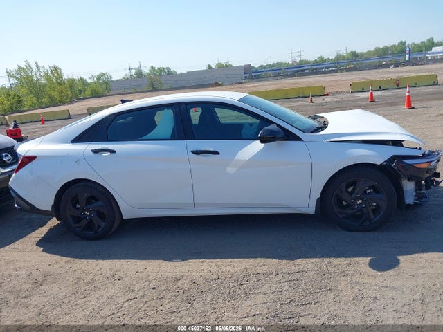 Hyundai ELANTRA Sel Sport