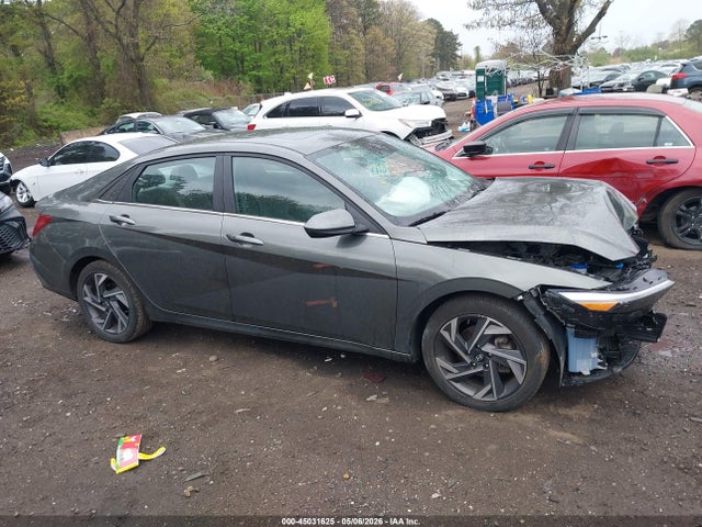 Hyundai ELANTRA Sel