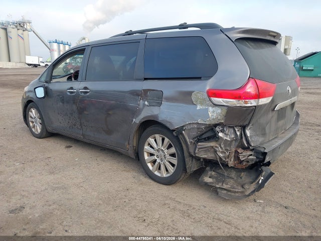 Toyota Sienna Limited