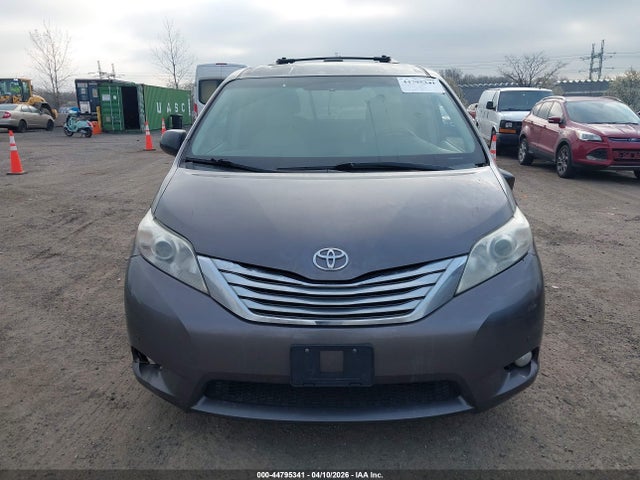 Toyota Sienna Limited