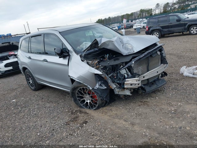 Salvage Honda Pilot Image