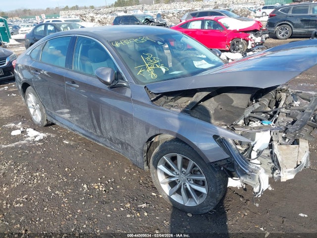 Salvage Honda Accord Image