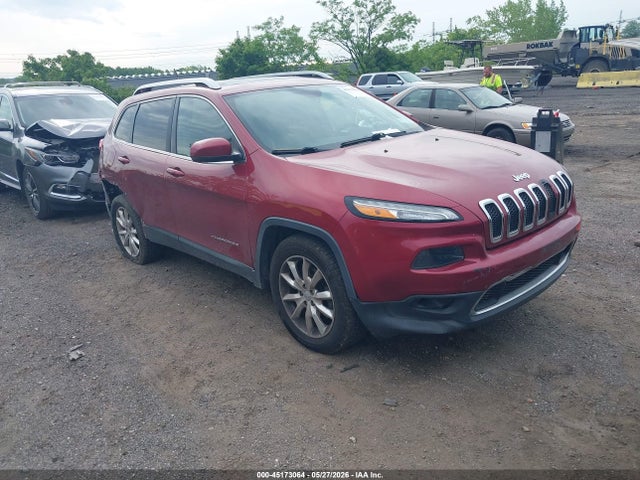 Salvage Jeep Cherokee Image