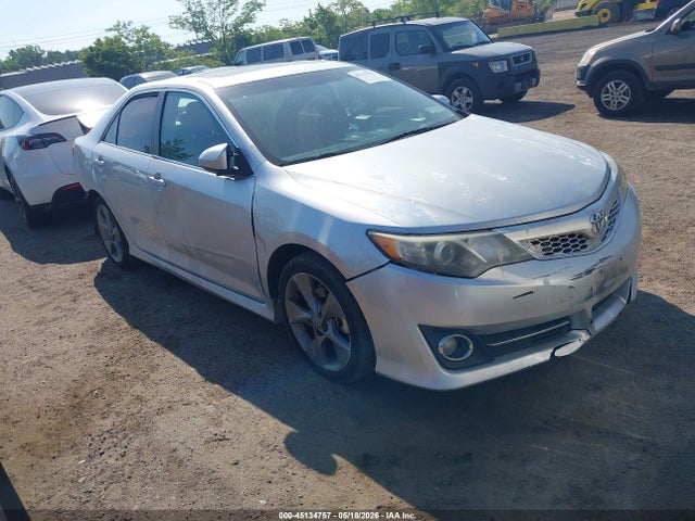Salvage Toyota Camry Image