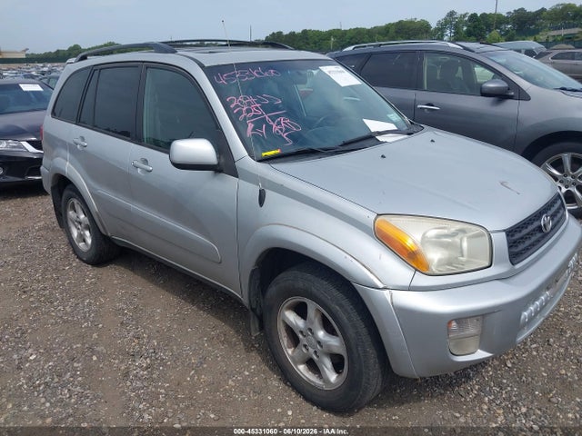Salvage Toyota RAV4 Image