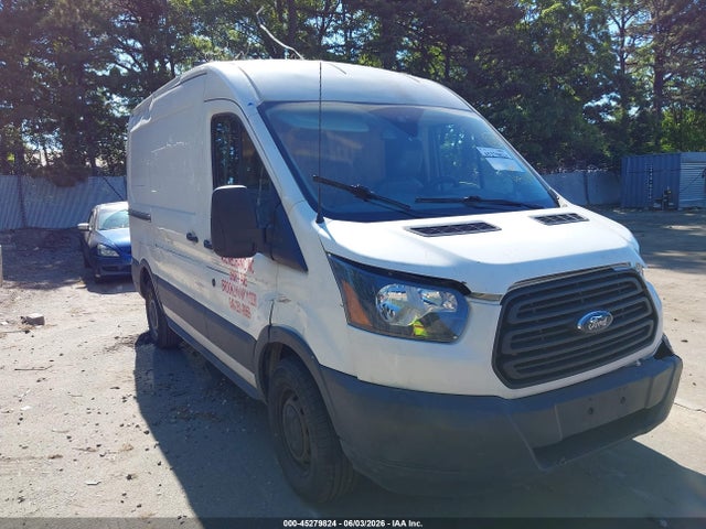 Salvage Ford Transit Image
