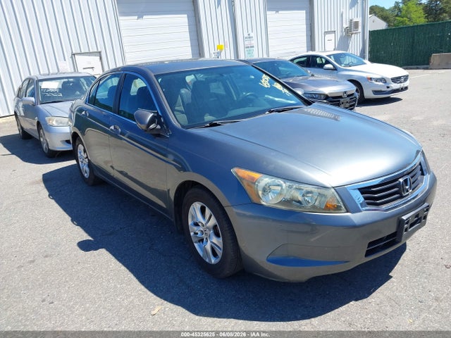 Salvage Honda Accord Image