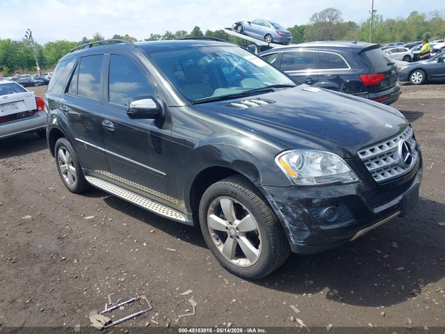 Salvage Mercedes-Benz M-Class Image
