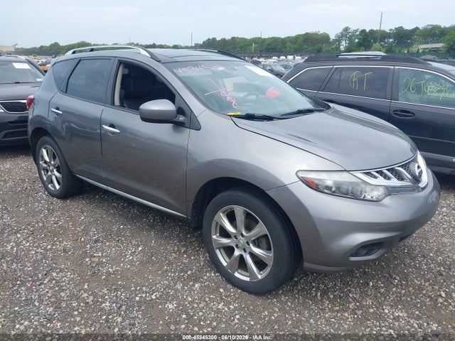Salvage Nissan Murano Image