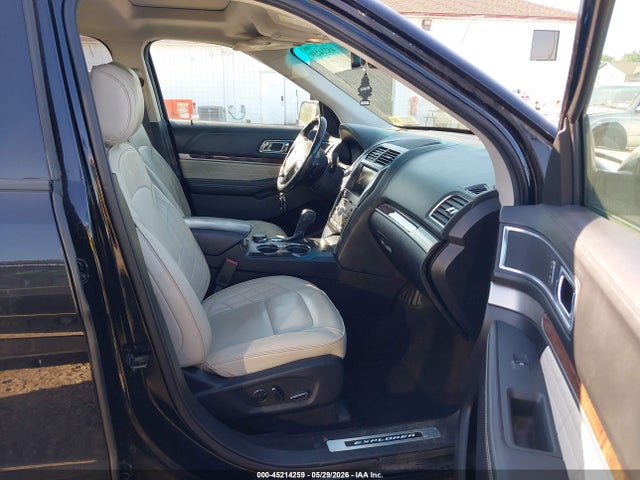 Ford Explorer Platinum