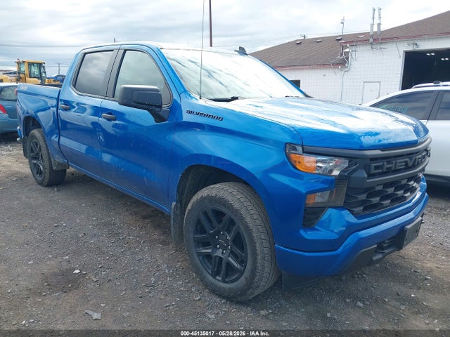 Salvage Chevrolet Silverado 1500 Image