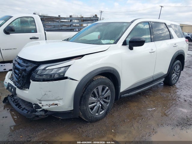 Nissan Pathfinder S 4wd