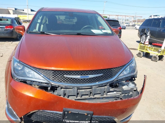 Chrysler Pacifica Touring Plus