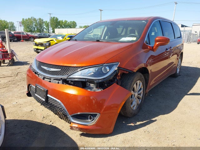 Chrysler Pacifica Touring Plus