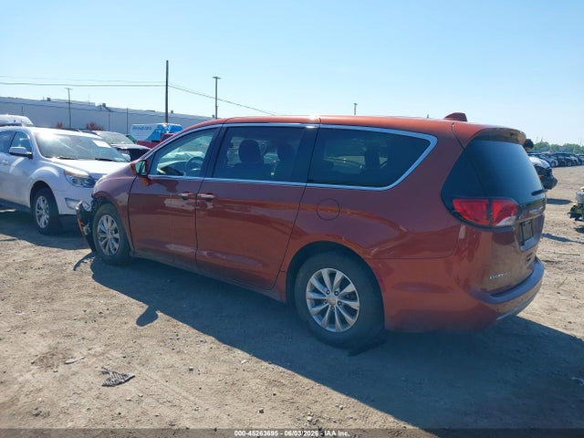 Chrysler Pacifica Touring Plus