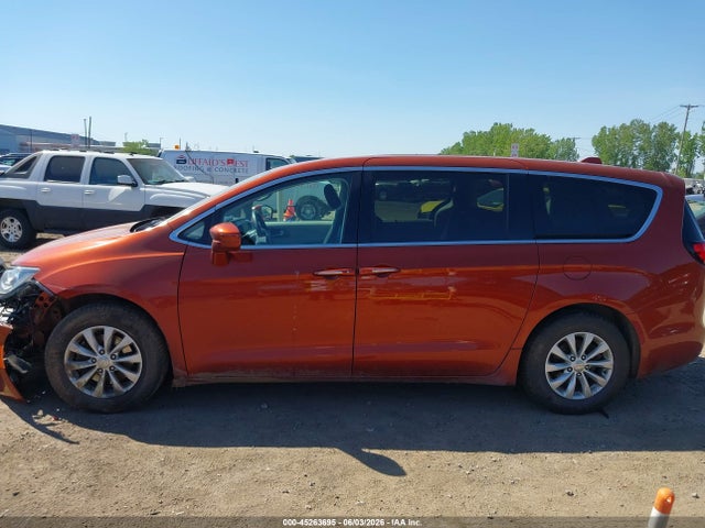 Chrysler Pacifica Touring Plus