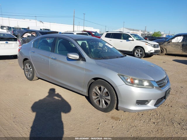 Salvage Honda Accord Image