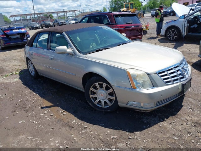 Salvage Cadillac DTS Image