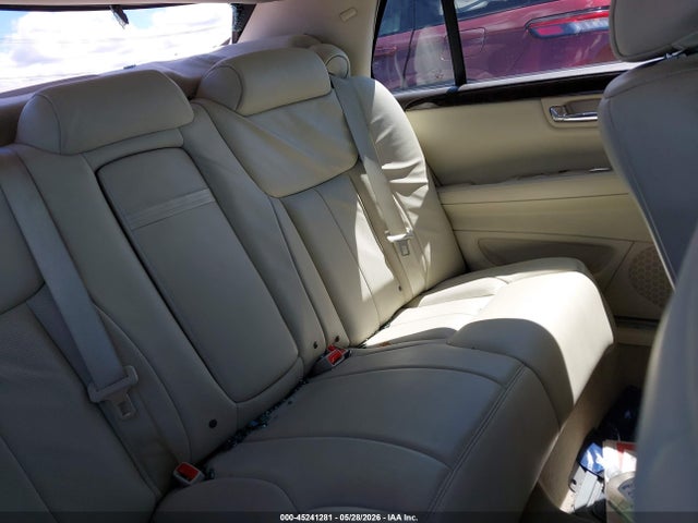 Cadillac DTS 1sb