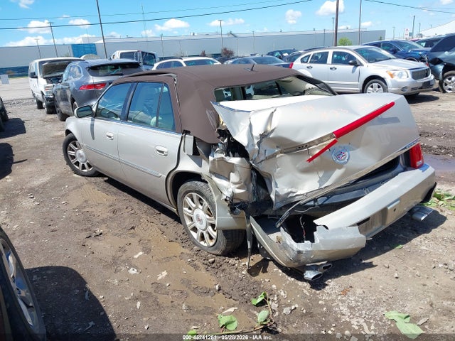 Cadillac DTS 1sb