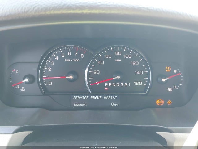 Cadillac DTS 1sb