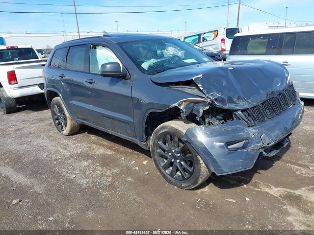 Salvage Jeep Grand Cherokee Image