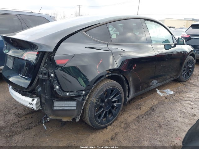 Tesla Model Y Long Range Dual Motor All-wheel Drive