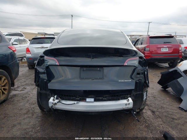Tesla Model Y Long Range Dual Motor All-wheel Drive