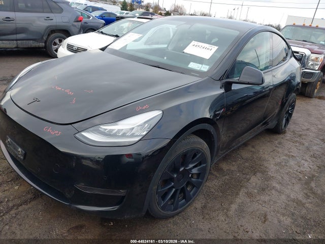 Tesla Model Y Long Range Dual Motor All-wheel Drive