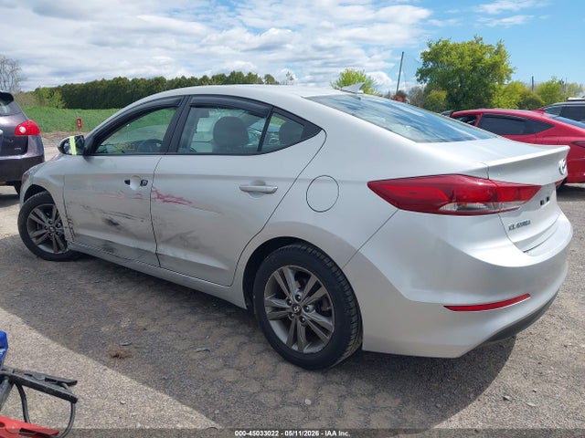 Hyundai ELANTRA Sel