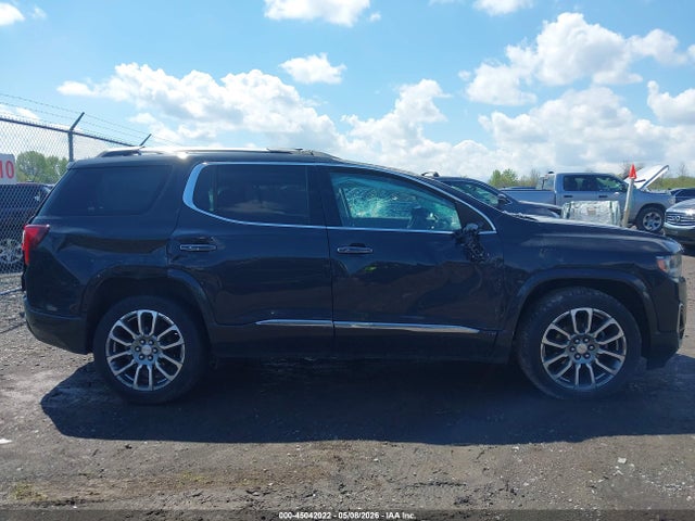 GMC Acadia Awd Denali