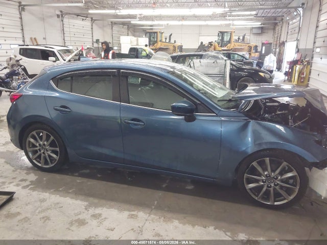 Mazda Mazda3 Touring