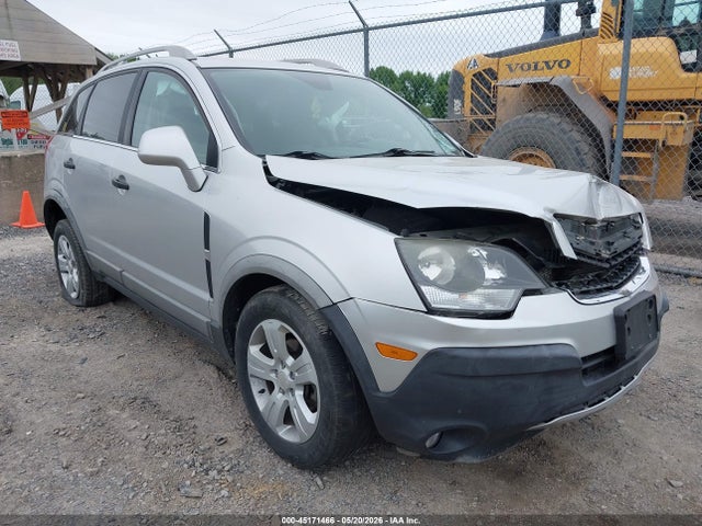 Salvage Chevrolet Captiva Image