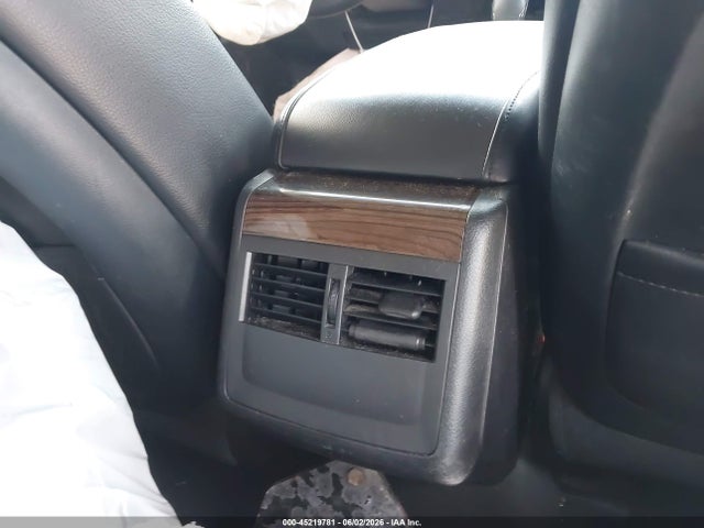 Toyota Avalon Hybrid Xle Touring