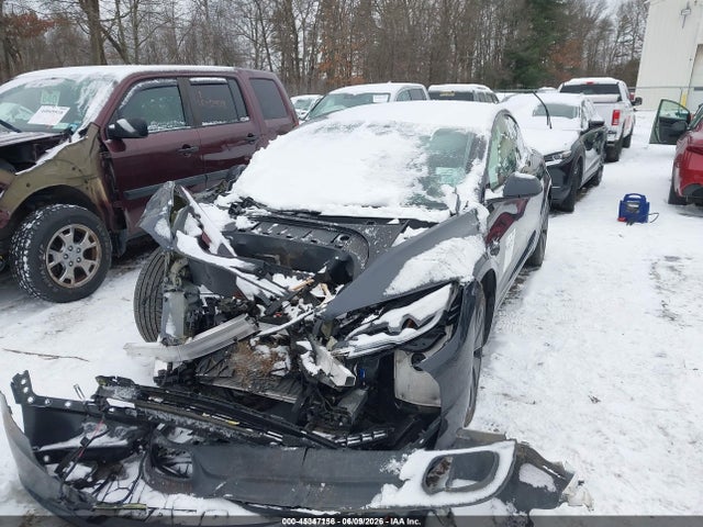 Tesla Model 3 Rear-wheel Drive