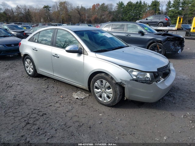 Salvage Chevrolet Cruze Image