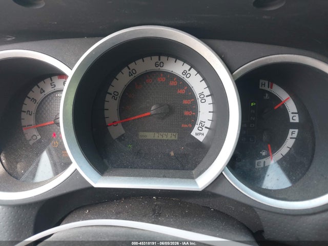 Toyota Tacoma Base V6