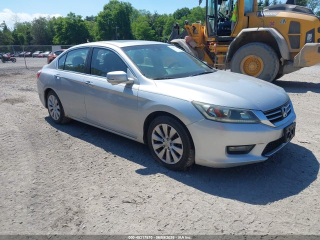 Salvage Honda Accord Image