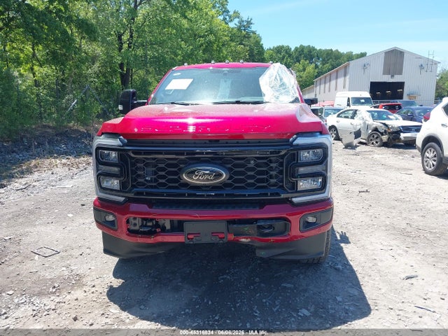 Ford F-350 Lariat