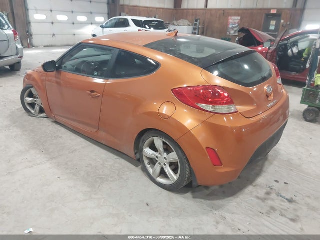 Hyundai VELOSTER